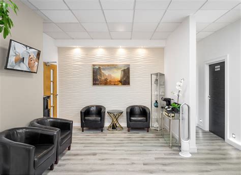 The Dermatology Clinic London .